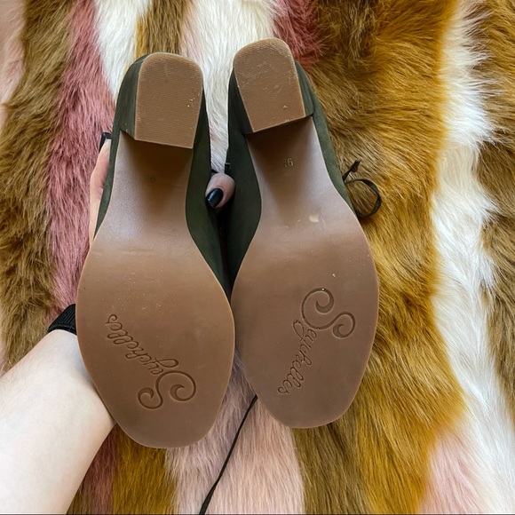 Seychelles Green Suede Triple Threat Booties - Picture 10 of 10